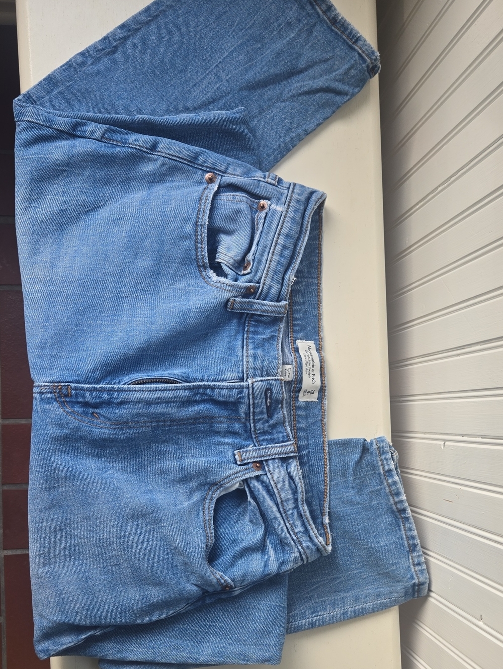Abercrombie & Fitch 90's Slim Straight Ultra High Rise Jean-Curve Love- Sz 29/8R